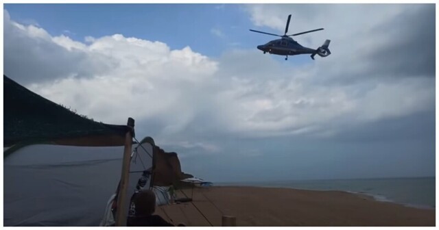 Вертолет бизнесмена снес палатки туристов и испортил им отдых