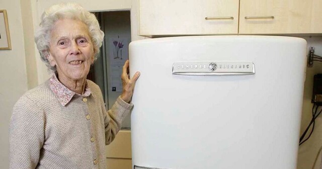 Самый старый холодильник в Великобритании отобрал титул у раритета принца Чарльза