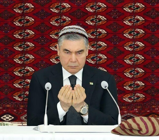 В Туркмении потребовали от граждан клятву на Коране об отказе от VPN