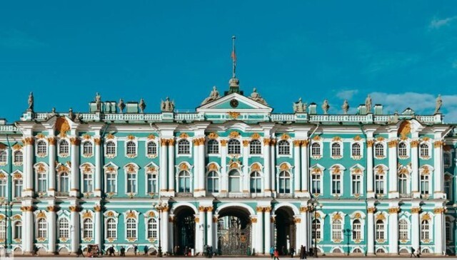 В текущем году Петербург посетило мало иностранных туристов