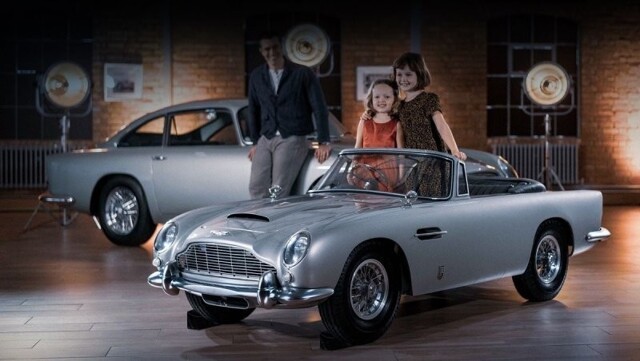 Детский уменьшенный Aston Martin DB5, оснащенный всеми гаджетами Джеймса Бонда