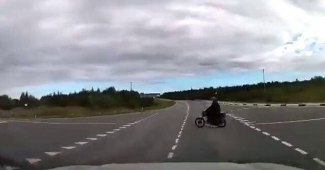 Авария дня. Страшное ДТП с мотоциклистом в Вологодской области