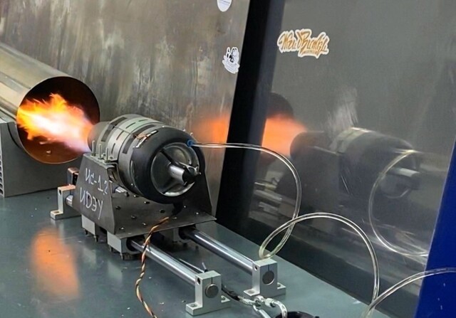 В СГАУ успешно запустили малоразмерный газотурбинный двигатель с деталями построенными в 3D принтере