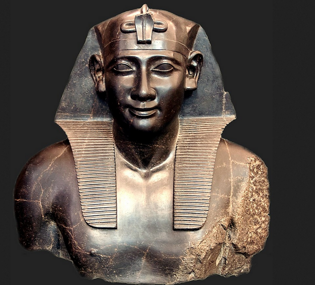 Улыбающийся фараон, он же ближайший друг Александра Македонского: Птолемей