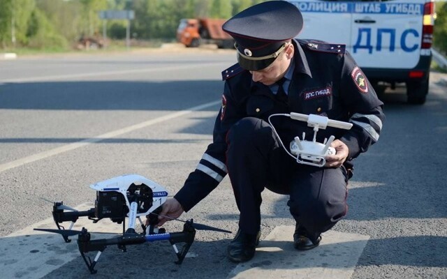 Российским водителям напомнили, что за ними следят беспилотники