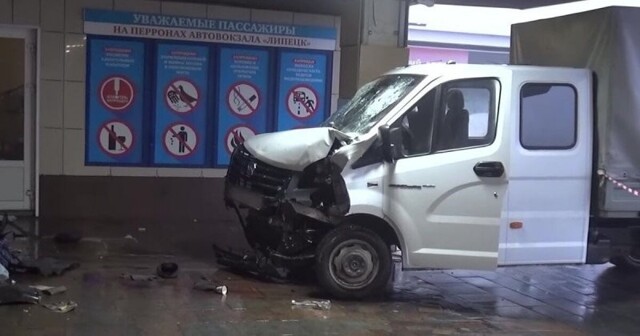 Авария дня. Водитель «ГАЗели» потерял сознание и насмерть сбил женщину