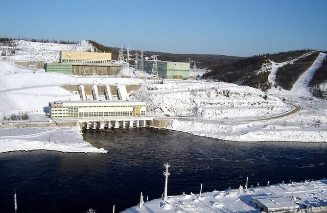 Вода не замерзает и в -50°C: что представляет собой Вилюйская ГЭС