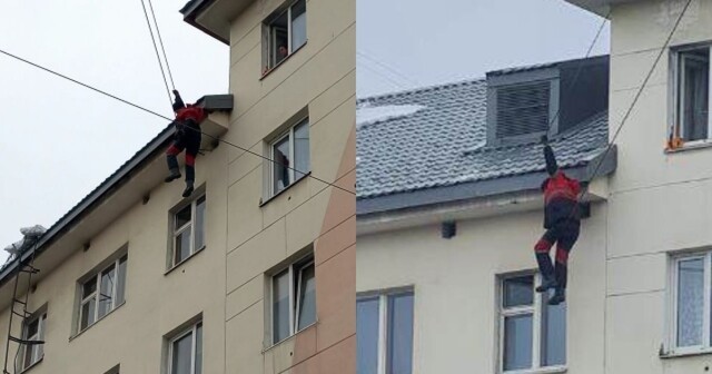 В Мурманске рабочий слетел с крыши, пытаясь очистить ее от снега