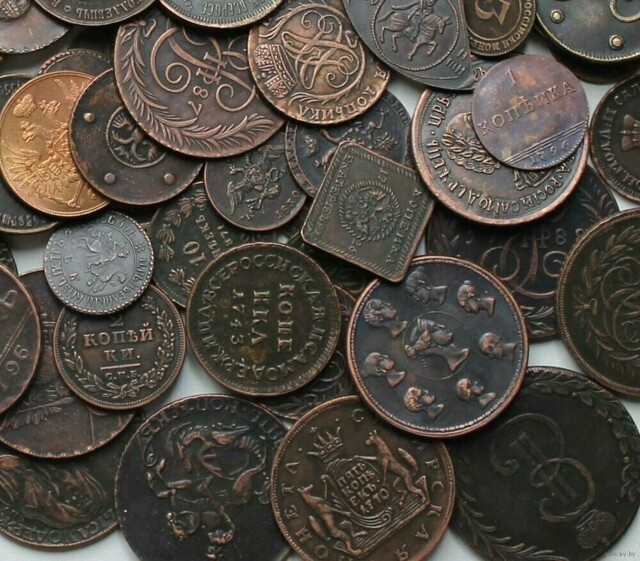 Мигранты продали пенсионеру обычные монетки под видом "царских" за 620 тысяч