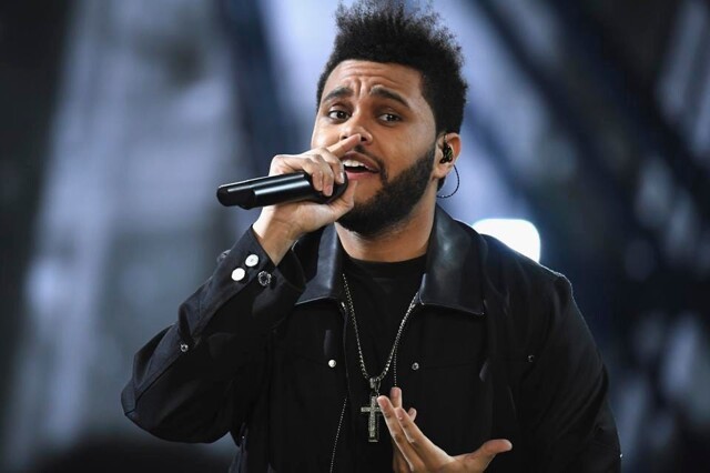 The Weeknd Показывает Джима Керри и Звезду "Игры с кальмарами" Хойон Чжон В Новом музыкальном клипе ‘Out of Time"