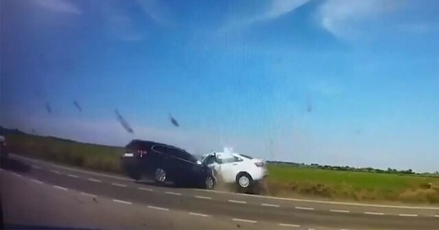 Авария дня. В Астраханской области в ДТП погиб начальник отдела полиции