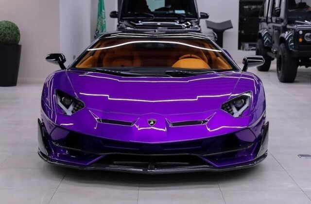 Этот поддельный Lamborghini Aventador SVJ одурачит всех богачей