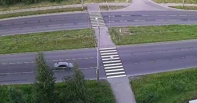Автомобиль снёс пешехода на «зебре» в Петрозаводске