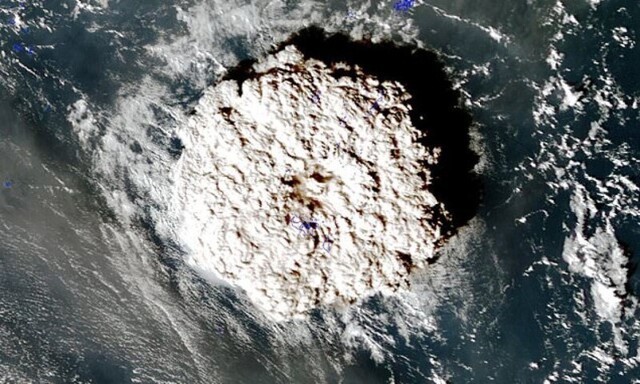 Подводный вулкан Тонга переплюную Царь-бомбу