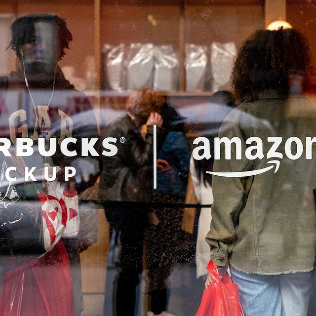 Amazon стала первой потерявшей $1 триллион компанией в мире