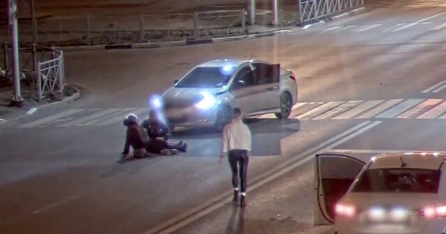 В Волжском молодая автомобилистка сбила женщину на пешеходном переходе