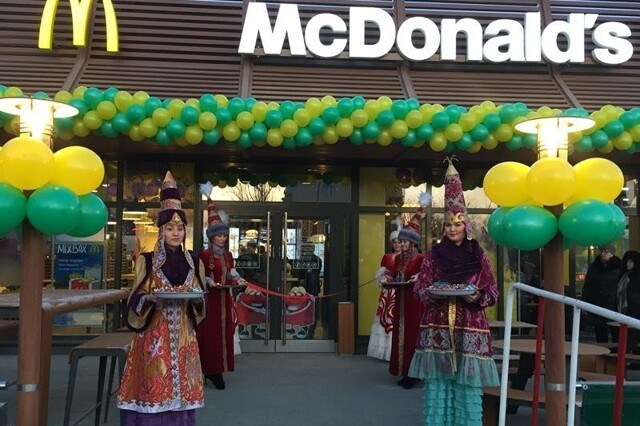 McDonald's намерен покинуть Казахстан из-за проблем с поставками из России