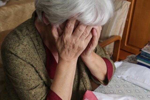 "Вы обязаны помочь своему государству": мошенники обманули бабушку на 2 миллиона рублей, сыграв на её патриотических чувствах