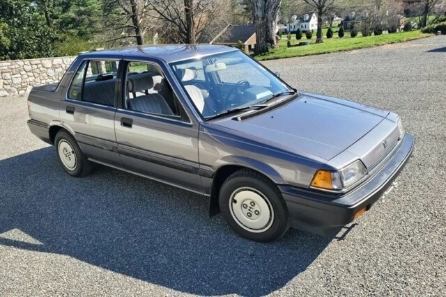 Honda Civic 1987: особенности одной "капсулы времени"