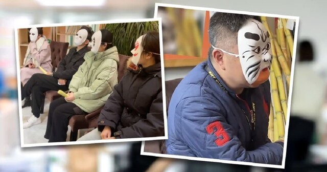 В Китае соискателям на собеседовании выдали  маски, полностью закрывающие лицо