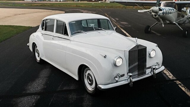 Винтажный Rolls-Royce Silver Cloud II 1961 года переделали для выставки SEMA