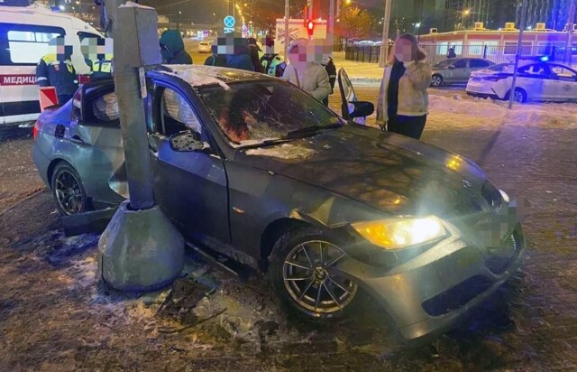 22-летняя девушка на BMW сбила трёх пешеходов