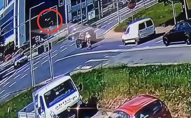 Тройное сальто в исполнении водителя мотоцикла