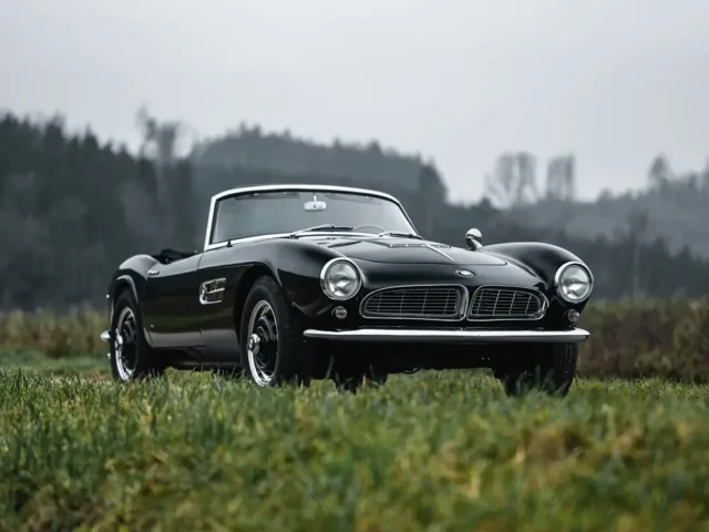 67-летний родстер BMW 507 хотят продать за 2 миллиона евро