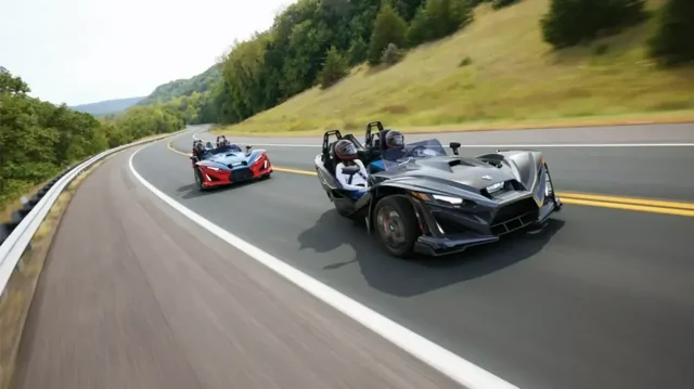 Трёхколёсный спидстер Polaris Slingshot получил новую внешность и более мощные моторы