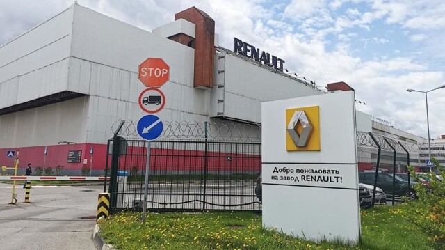 Вернуться в Россию за один рубль у Renault не выйдет