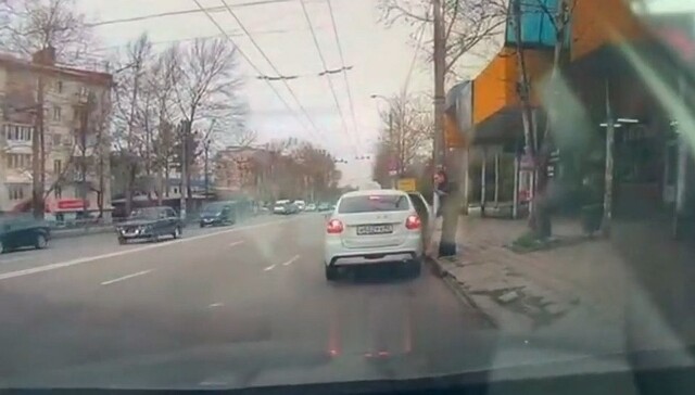Вину не признал, говорил, что стоял