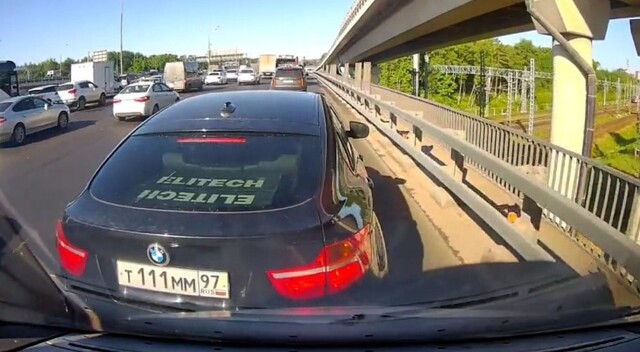 "Учитель" на BMW напоролся на проучителя