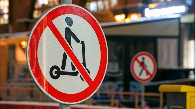 В Благовещенске полностью запретили езду на электросамокатах