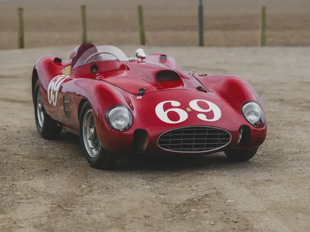 Уникальную Ferrari 1955 года, на которой ездил Кэрролл Шелби, выставят на аукцион