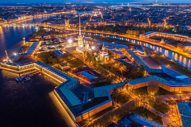 Въезд в центр Санкт-Петербурга хотят сделать платным