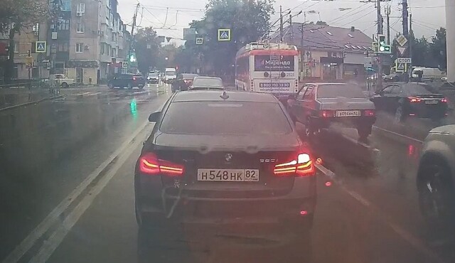 Для водителей BMW в аду точно должен быть отдельный котёл