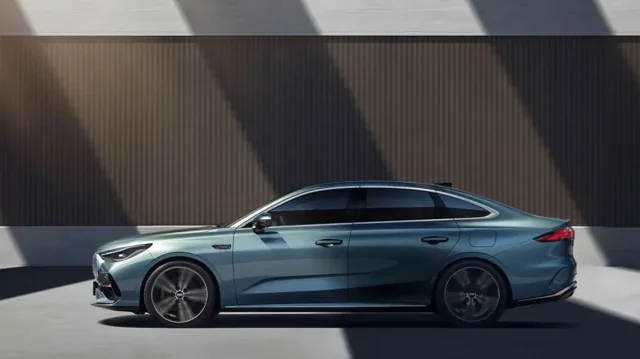 Гибрид Geely Galaxy Starshine 6 начал продаваться в Китае по цене LADA Granta