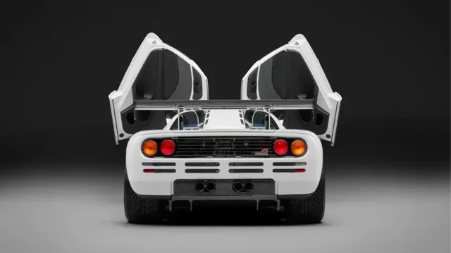 Очень редкий McLaren F1 из гаража султана Брунея пустят с молотка