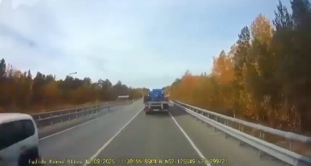 Прилетел нежданчик 