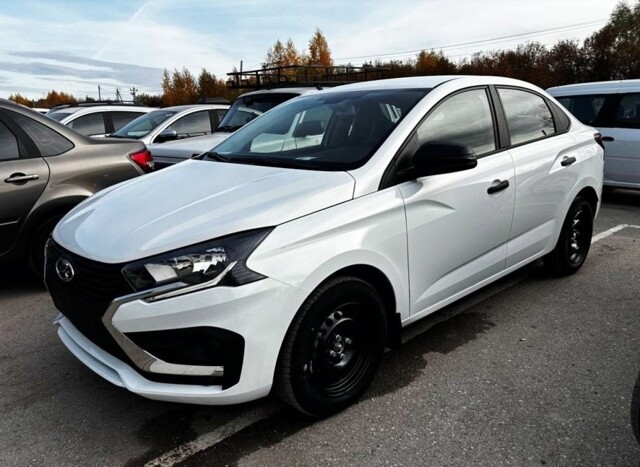 Так выглядит самая дешевая LADA Iskra в кузове седан за 1,25 млн рублей