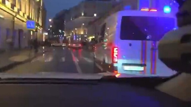 Никогда такого не было - "такси" с мигалками и спецсигналами