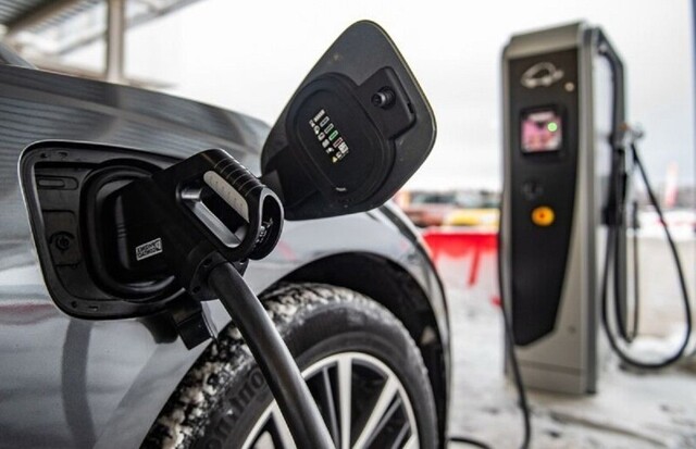 В Великобритании задумались о новом налоге для электромобилей