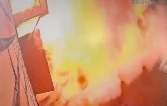 Не слабо полыхнуло