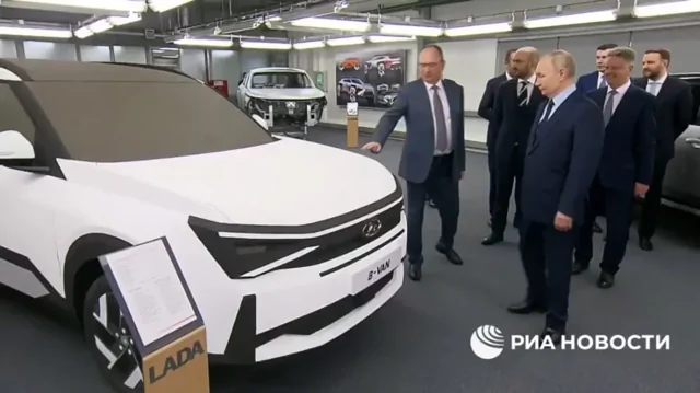 АвтоВАЗ отложил выпуск нового минивэна