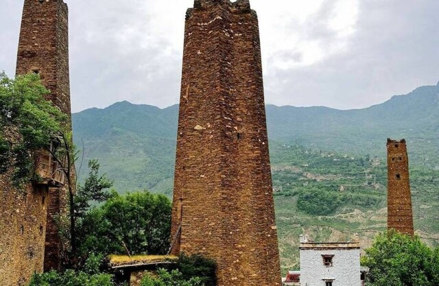 Старинные башни Китая, о которых ничего не известно тысячу лет
