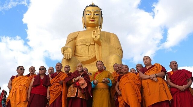 В Калмыкии объявили день рождения Будды национальным праздником