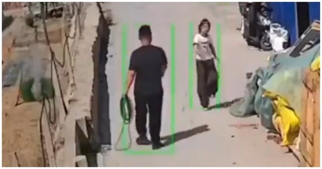 Мужчина на миг почувствовал себя ребёнком