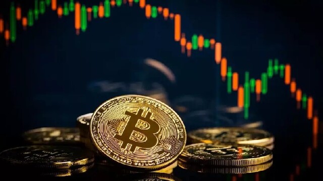 Credible Crypto: «Биткоин может рухнуть в самое ближайшее время»