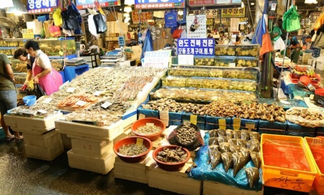 Рынок морепродуктов Южной Кореи под угрозой из-за японской радиоактивной воды