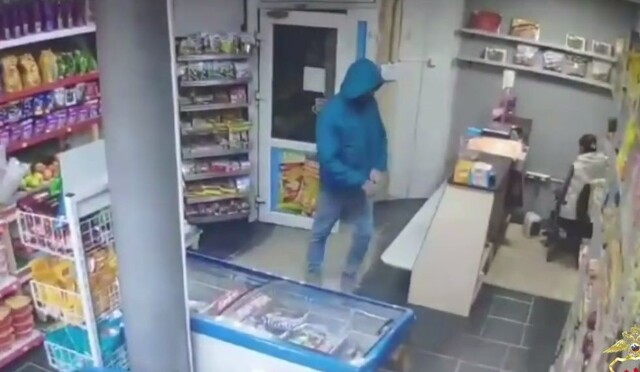 На Камчатке уголовник совершил разбойное нападение на магазин за 20 секунд